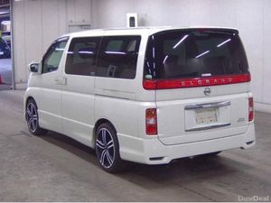 Nissan elgrand 2.5l highway star - Image 2