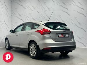 Ford Focus Titanium1.5td 95PS 6SPD 4DR - Straight - Image 3