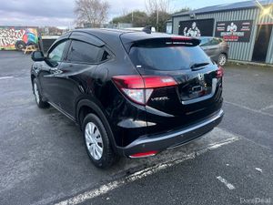 2015 HONDA VEZEL HYBRID AUTOMATIC FRESH NCT - Image 3