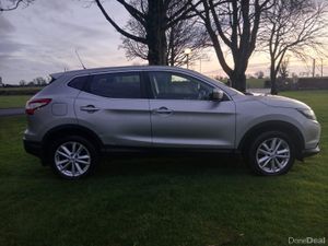 Nissan Qashqai diesel ( NCT and TAX ) ! - Image 4