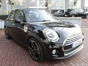 2019 MINI COOPER - Image 2