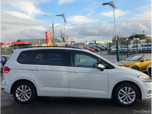 Volkswagen Touran 1.4 TSI AUTOMATIC 7 SEATER CARPL - Image 3