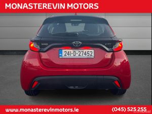 Toyota Yaris HYBRID 115 LUNA - Image 4