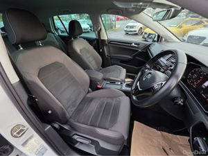 Volkswagen Golf 1.4 TSI HIGHLINE VIRTUAL CLOCKS SA - Image 3