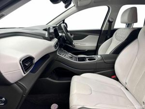 Hyundai Santa Fe 2.2CRDi 4WD EXEC PLUS *AUTO* €135 - Image 2