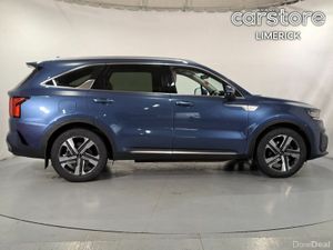 Kia Sorento 1.6 PHEV K3 4X4 7 seats - Image 2
