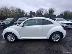 142 Volkswagen Beetle 1.2 Revese  Camera - Image 4