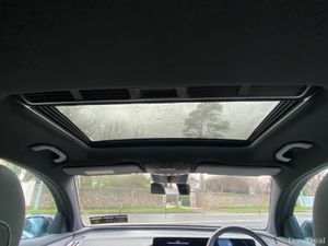 Mercedes-Benz EQC 400 AMG LINE PREMIUM 4MATIC SUN - Image 3