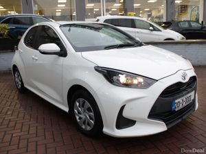 1.0 X-EDITION 5DR HATCHBACK AUTO // AS NEW CONDITI - Image 2