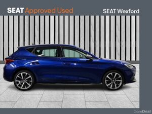 SEAT Leon e-Hybrid 204hp DSG FR €361 Per Month - Image 4