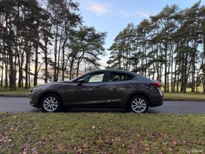 Mazda 3 1.5 Diesel  2017 Low Km - Image 4