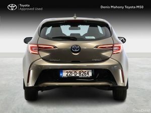 Toyota Corolla Luna Hatchback Hybrid - Image 4