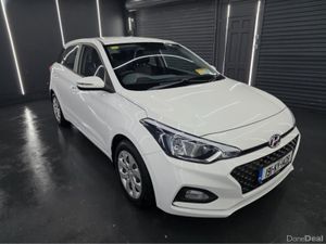 Hyundai i20 ACTIVE 5DR - Image 3
