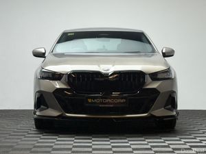 BMW 5-Series 530E M SPORT - Image 2