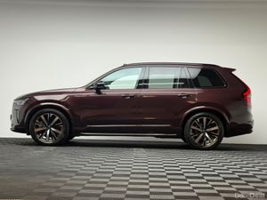 Volvo XC90 PLUS T8 PHEV AWD AUTO *7 SEATER* - Image 4