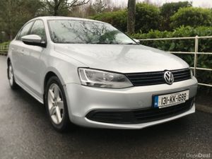 Volkswagen Jetta 1.6 Tdi Comfort Line - Image 2