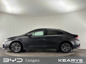 Toyota Corolla 1.8 Hybrid Luna Saloon Sport - Image 4