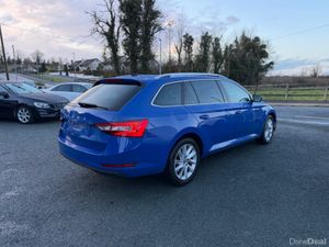 Skoda Superb 2.0 TDI SE TECHNOLOGY 150BHP ESTATE / - Image 4