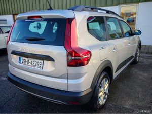 DACIA JOGGER EXPRESSION TCE 110 NBI 5DR - Image 2