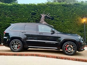 6.4 HEMI V8 SRT GRAND CHEROKEE 475 BHP - Image 3
