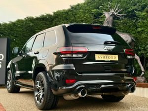 6.4 HEMI SRT GRAND CHEROKEE - Image 4