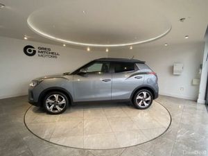 SsangYong Tivoli 1.5P Ultimate 5dr - Image 4