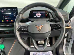Cupra Born V1 58KWH // VERY LOW MILEAGE // ADAPTIV - Image 4