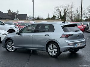 252 VW GOLF STYLE 2.0TDI 150BHP AUTOMATIC - Image 3