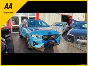 Volvo XC40 2023 T4 PLUS Petrol/Plug In Hybird - Image 3