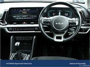 Kia Sportage HALF LEATHER HEATED SEATS ONE OWNER F - Image 4