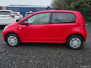 VW UP! Automatic 2014 Low Miles - Image 4