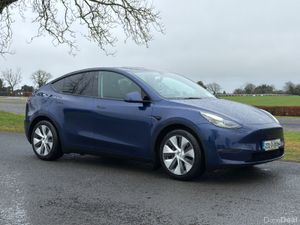 Tesla Model Y 2023 Long Range AWD - Image 2