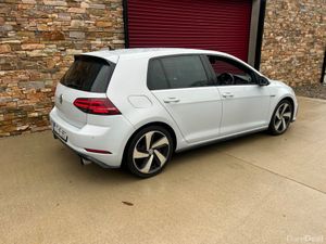 172 VW GOLF GTI MK7.5 CRAYON WHITE - Image 2