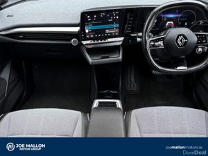 Renault Megane E-Tech EV60 220hp Techno - Image 4