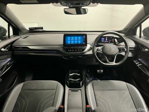 Volkswagen ID.4 Life 77kWh 204HP - Parking Sensors - Image 3