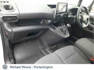 Toyota Proace PROACE CITY 1.5 GX SWB 650 KG 3 - Image 4