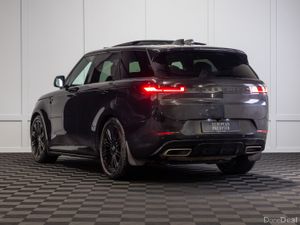 2024 Range Rover Sport P460e Dynamic SE - Image 4