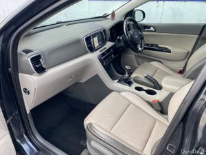 2018 KIA SPORTAGE 1.7 CDRI 115BHP PLATINUM - Image 4