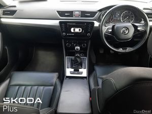 Skoda Superb **FULL BLACK LEATHER** 2.0TDI 150HP M - Image 2
