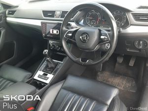 Skoda Superb **FULL BLACK LEATHER** 2.0TDI 150HP M - Image 4