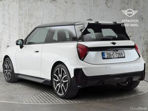 Mini Cooper Cooper E - Image 3