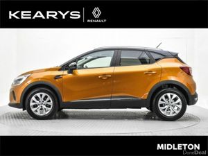 Renault Captur TCe 100 Iconic. Low Kms - Image 3