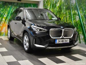 BMW iX1 eDrive20 Sport - Image 4