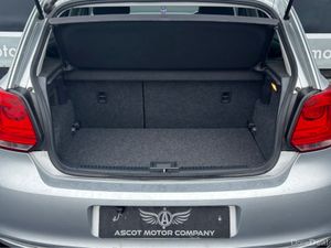 Volkswagen Polo Auto - Image 3