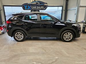 16 HYUNDAI TUCSON EXECUTIVE**LOW KMS** - Image 2