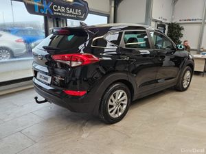 16 HYUNDAI TUCSON EXECUTIVE**LOW KMS** - Image 3