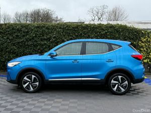 MG ZS 73KWH // LONG RANGE MODEL // APPLE CARPLAY/A - Image 3
