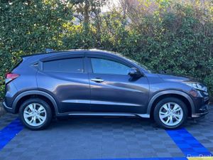 Honda Vezel 1.5 HYBRID // ADAPTIVE CRUISE CONTROL - Image 2