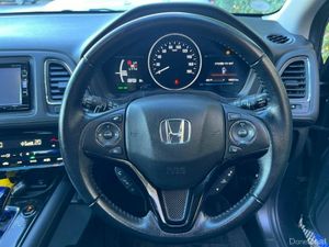 Honda Vezel 1.5 HYBRID // ADAPTIVE CRUISE CONTROL - Image 4