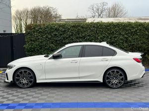 BMW 3-Series 330e M-SPORT COMPETITION 2.0 HYBRID / - Image 3